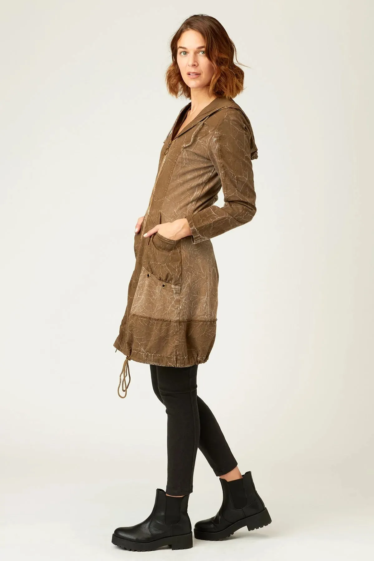 Norcott jacket dress in stone wash courtyard