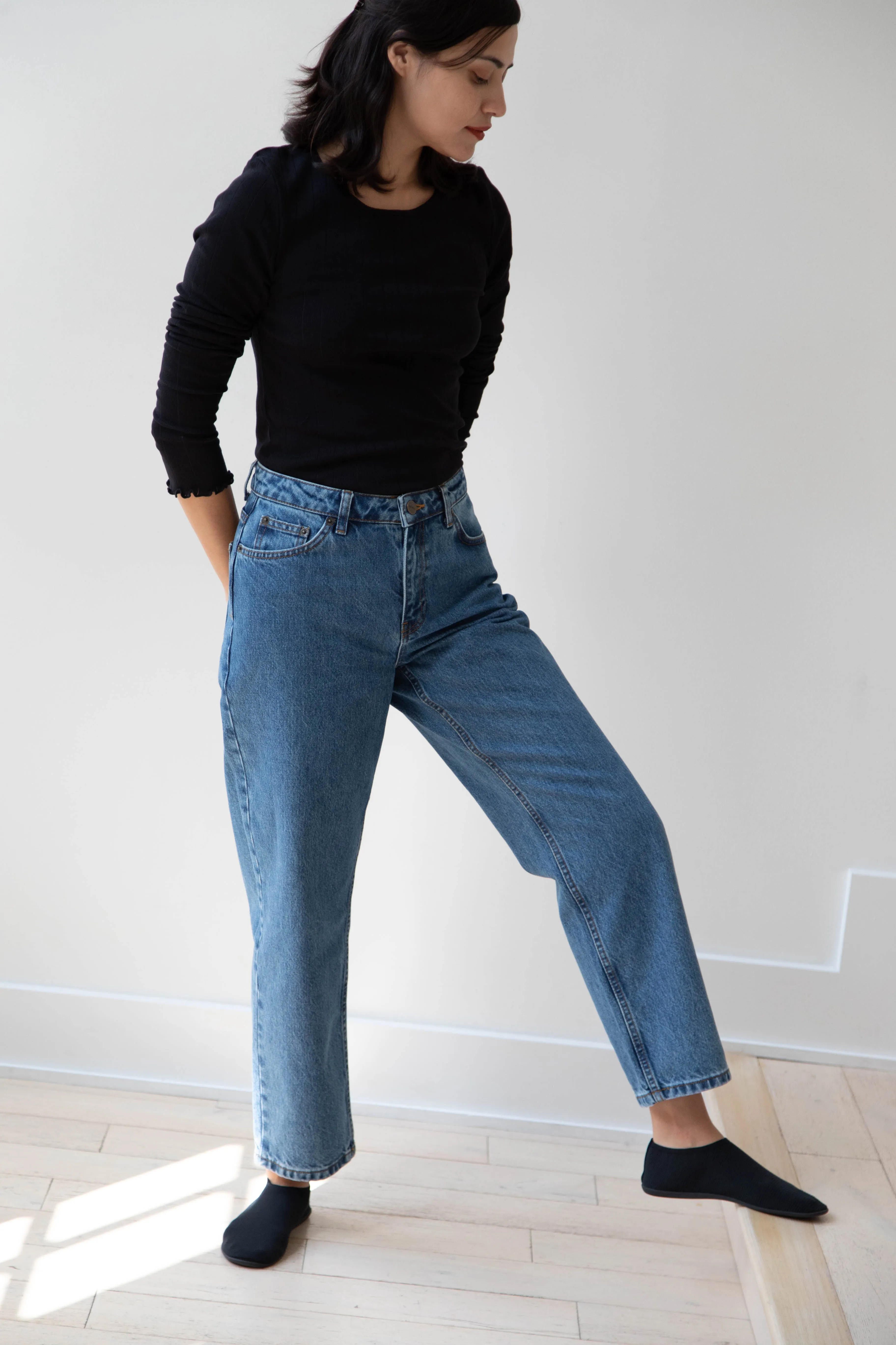 Skall | Allison Cropped Jeans in Washed Mid Blue