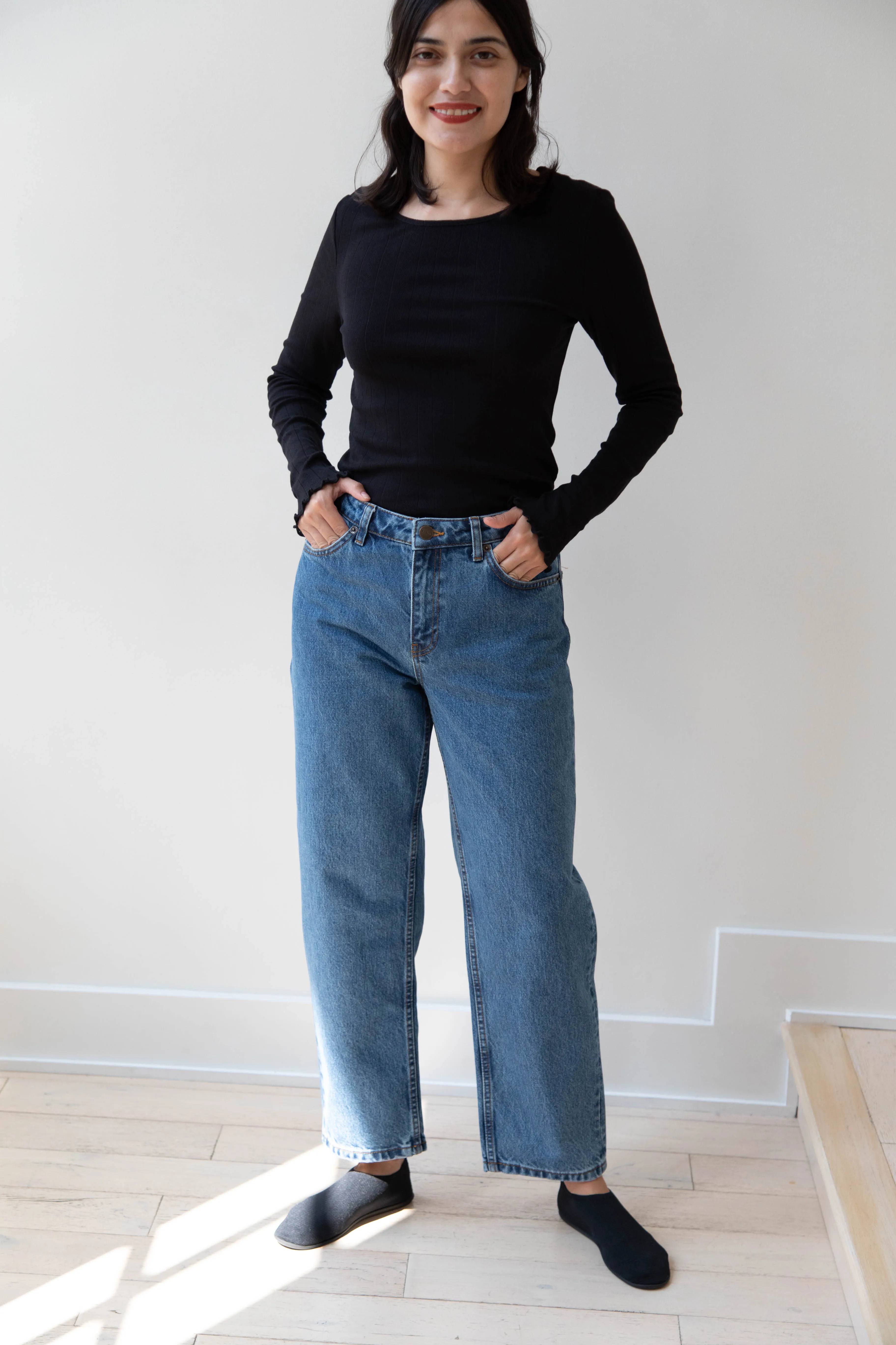 Skall | Allison Cropped Jeans in Washed Mid Blue