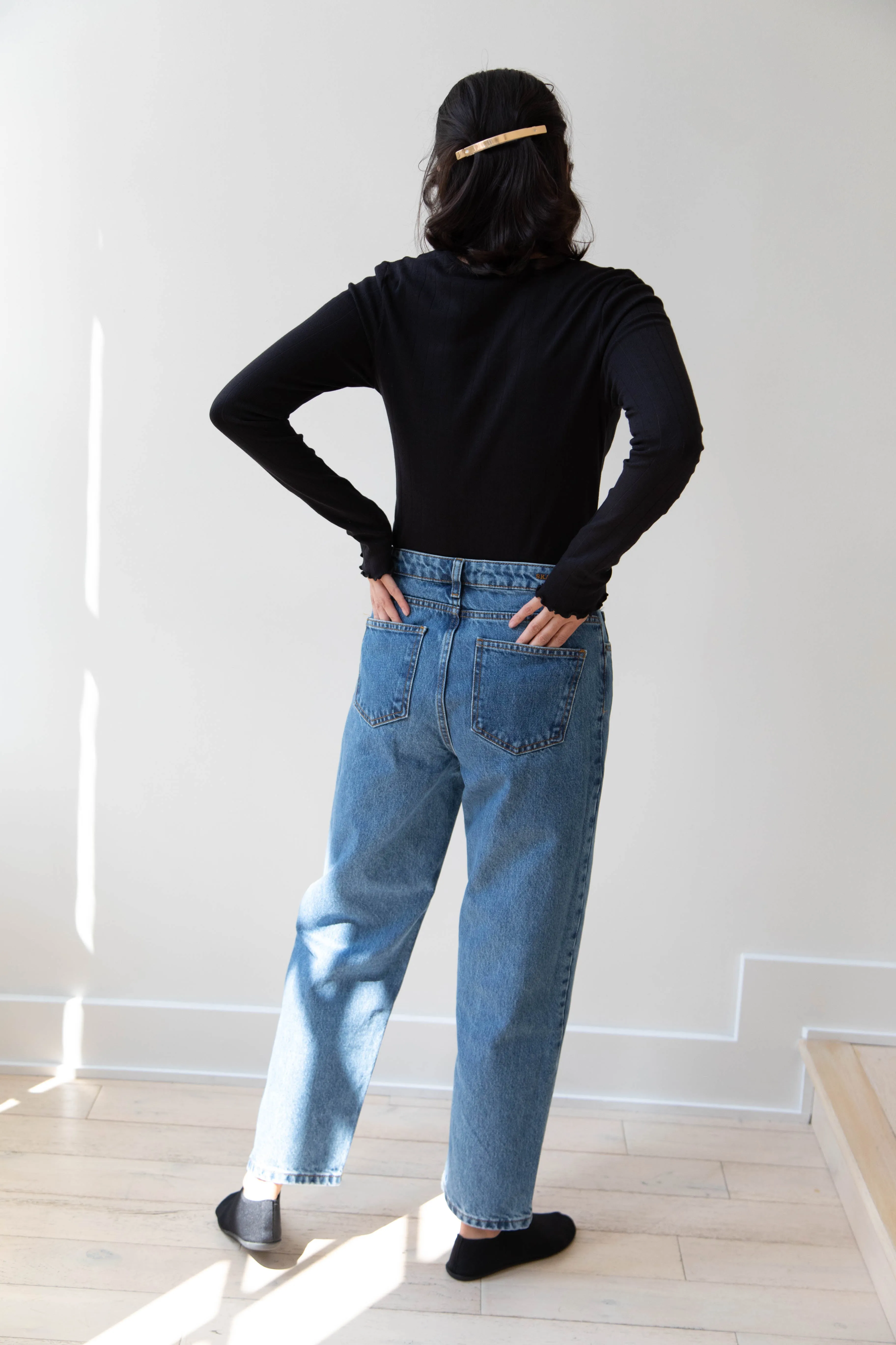 Skall | Allison Cropped Jeans in Washed Mid Blue