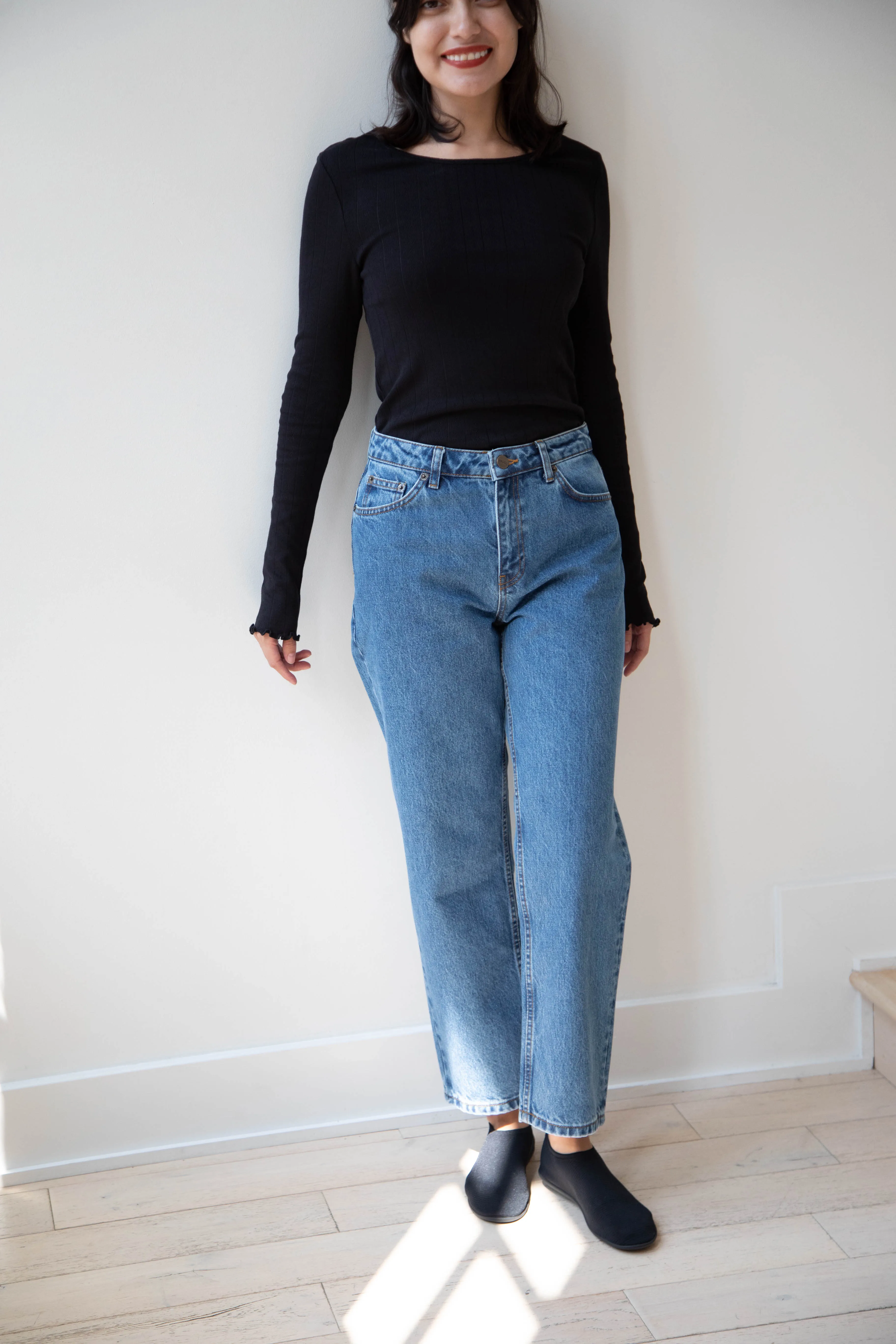 Skall | Allison Cropped Jeans in Washed Mid Blue