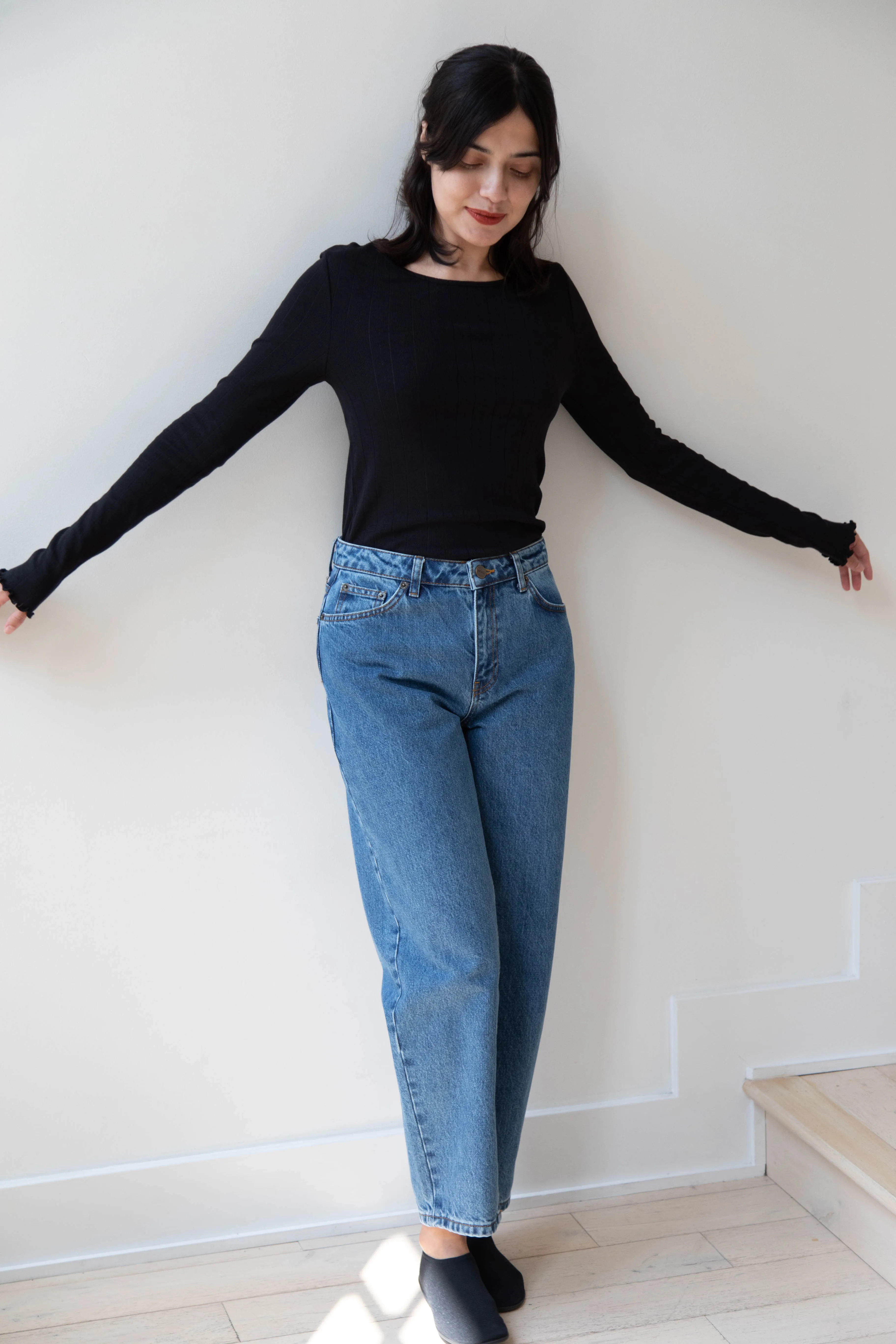 Skall | Allison Cropped Jeans in Washed Mid Blue