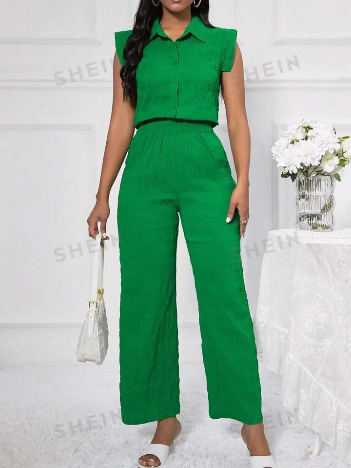 Sleeveless textured blouse and pants two piece set in green