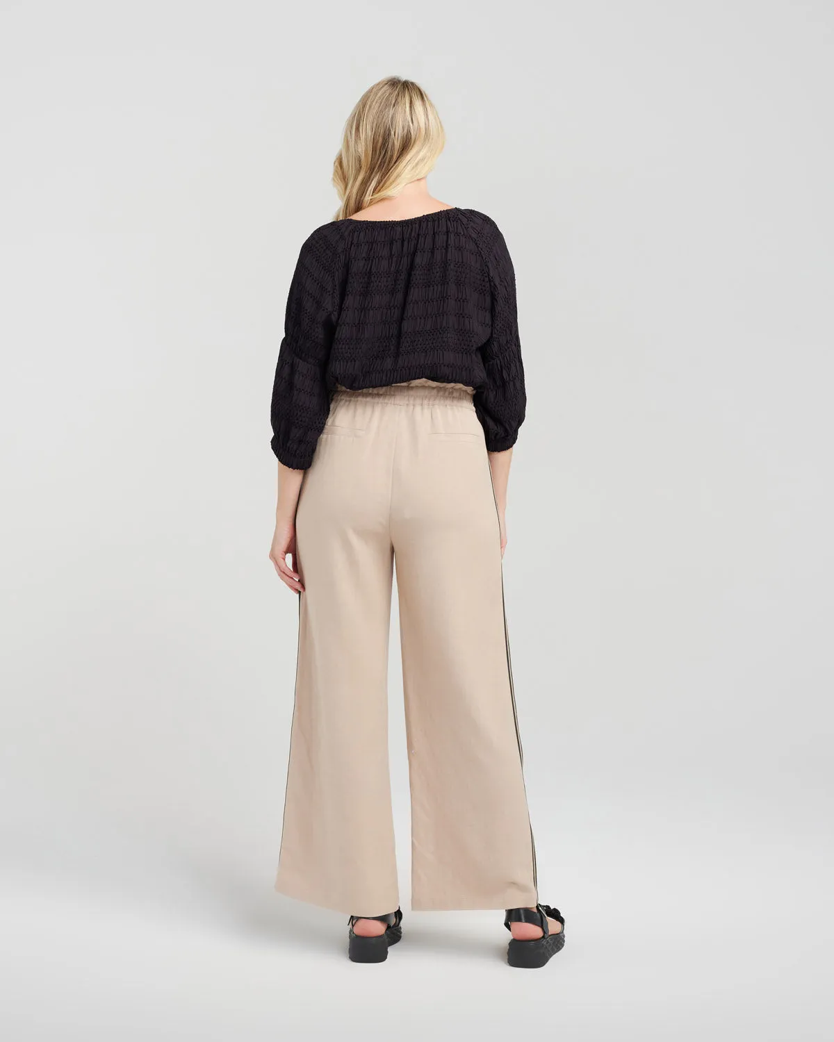 Zafina Petra Pant - Sand