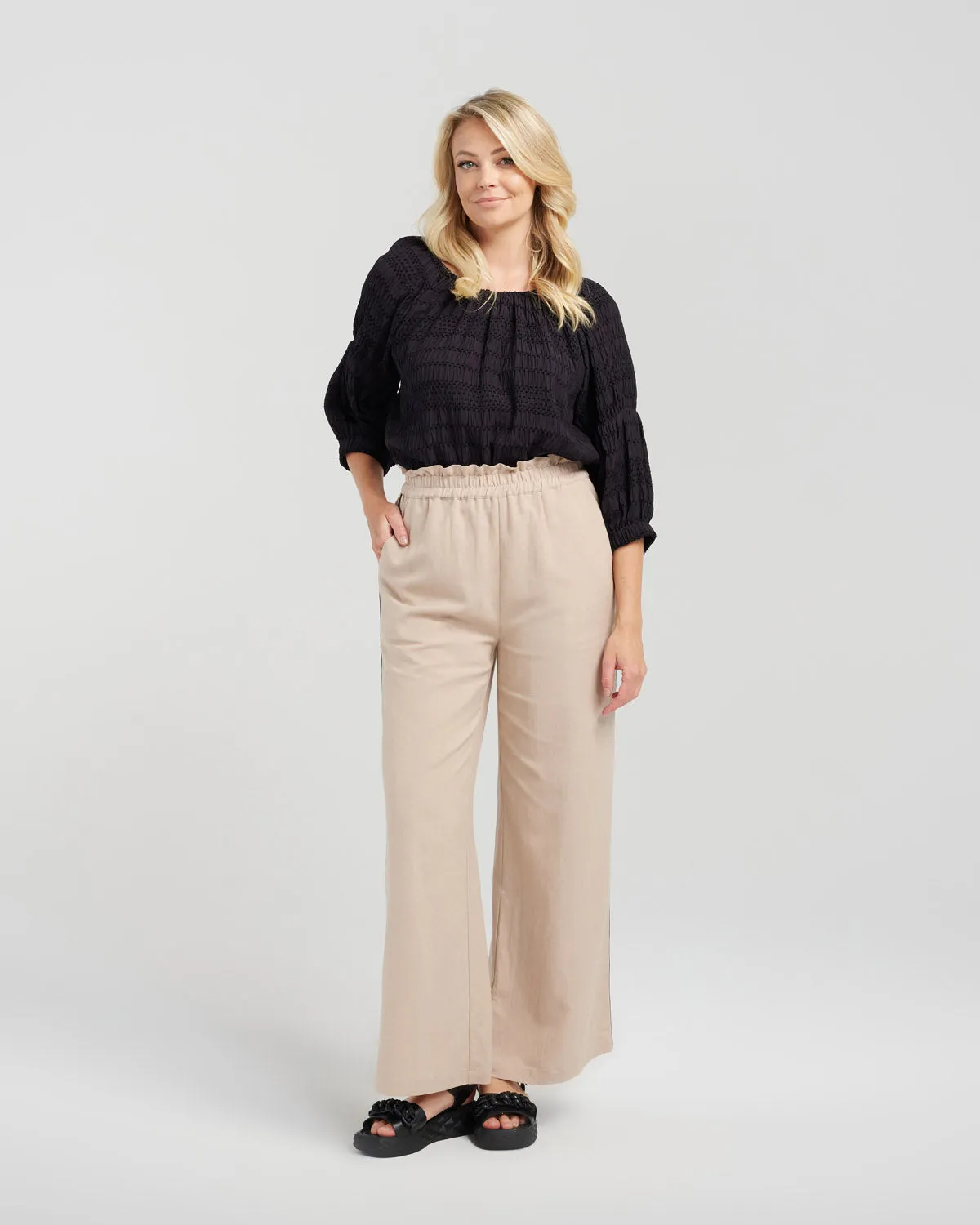 Zafina Petra Pant - Sand