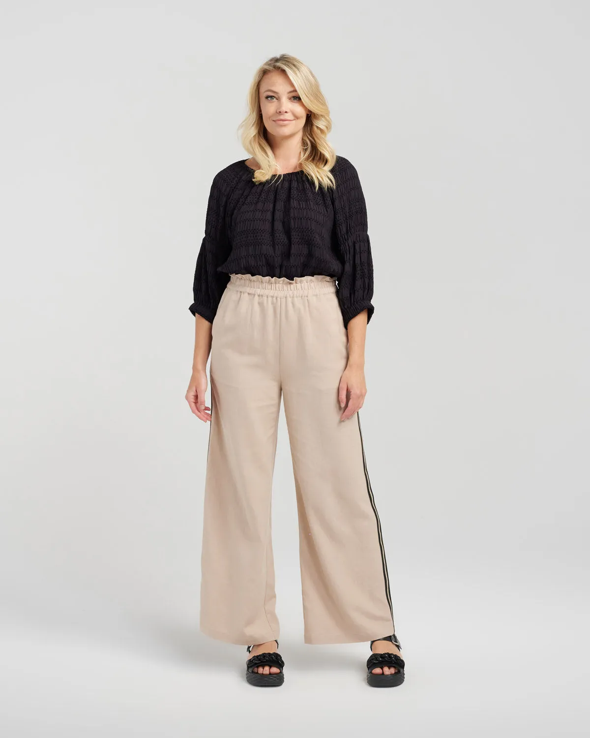 Zafina Petra Pant - Sand